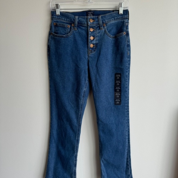 NWT J. Crew factory Blue Flare crop mid-rise jean in all-day stretch SZ 25 - Picture 3 of 5